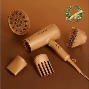 Pattern Gold Hair Dryer Set